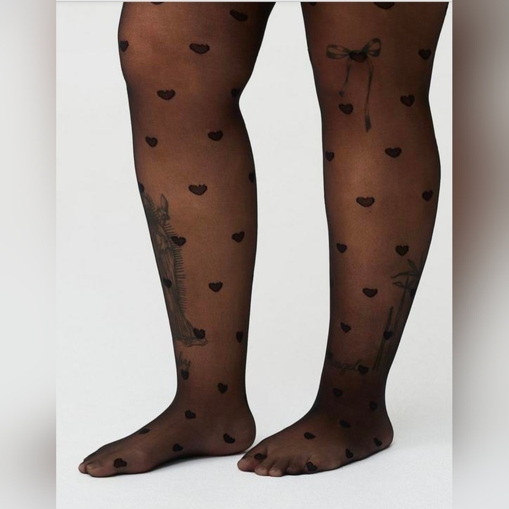 Torrid - 00/0 or M/L Black Allover Heart Tights - Picture 7 of 7